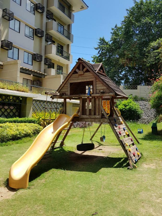 Heart Of The City Studio With Balcony Davao Экстерьер фото